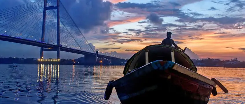 Life By The River Walk in Kolkata